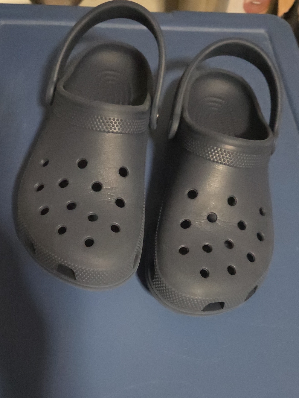 CROCS Kids Navy Blue Classic Clog  Boys 7Y